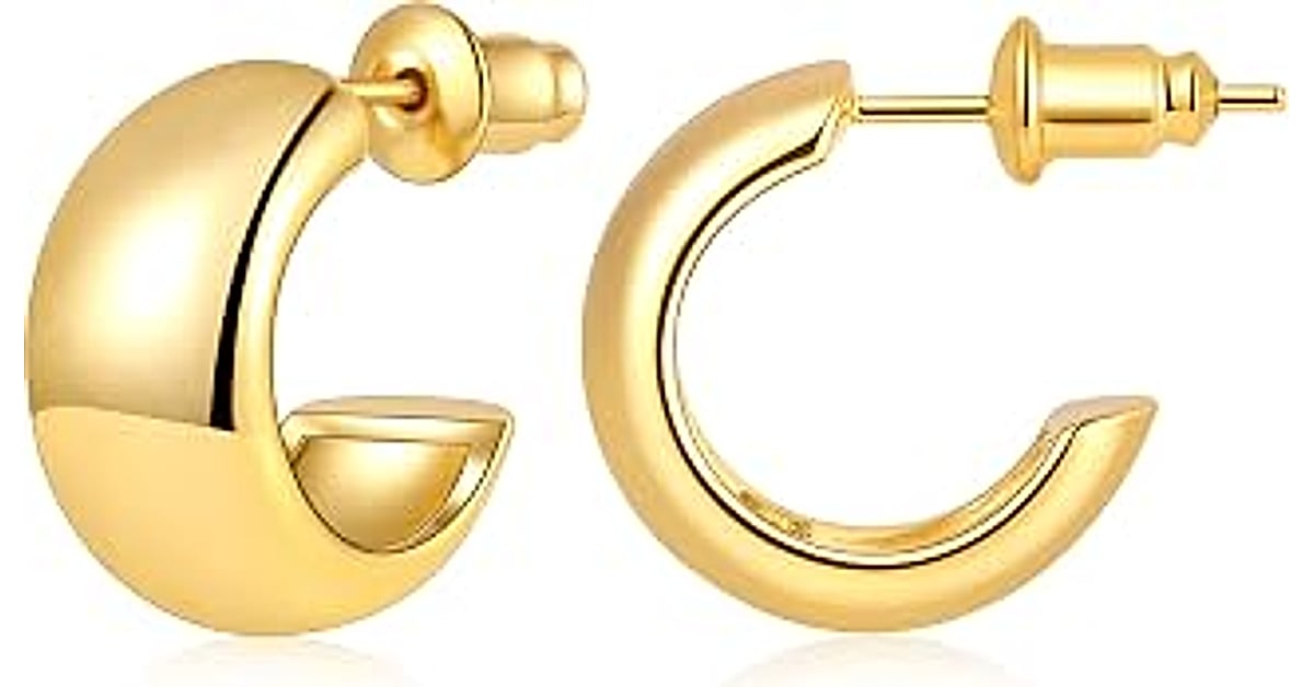Small Gold Ornaments: 10 Amazing Ways to Elevate Your Holiday Decor 4 small gold or